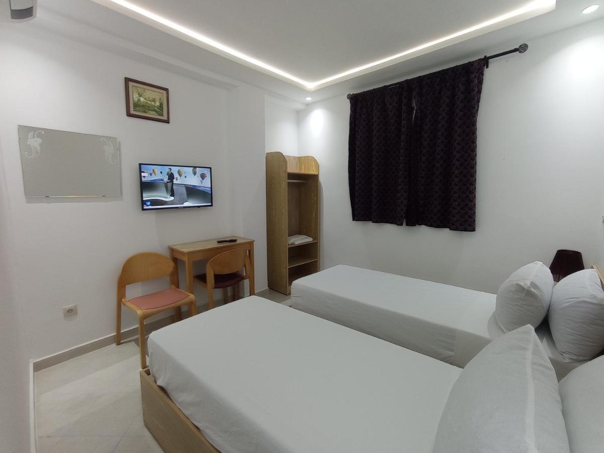 Hotel Castiya M'dik Luaran gambar