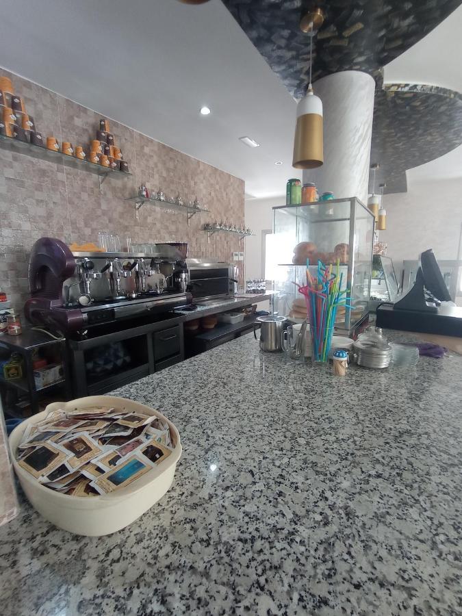 Hotel Castiya M'dik Luaran gambar