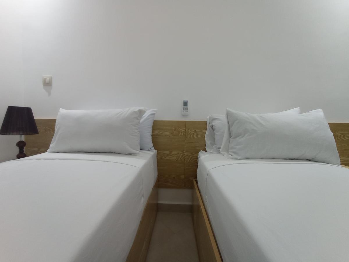 Hotel Castiya M'dik Luaran gambar